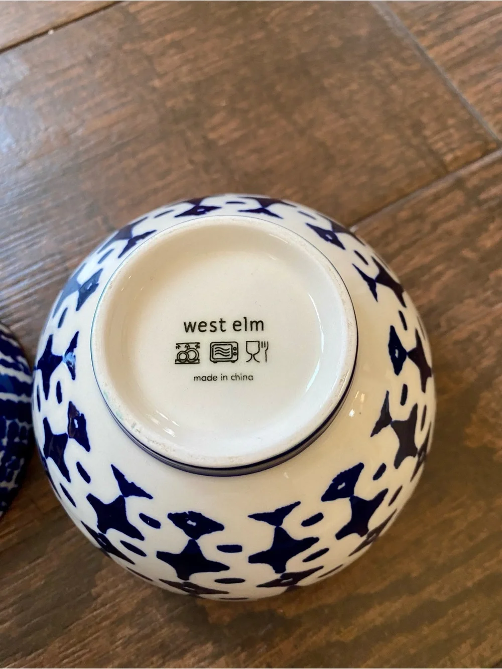 West Elm Indigo Tie Dye Nesting Bowls Set of 3 Cobalt Blue & White Bowl Dish